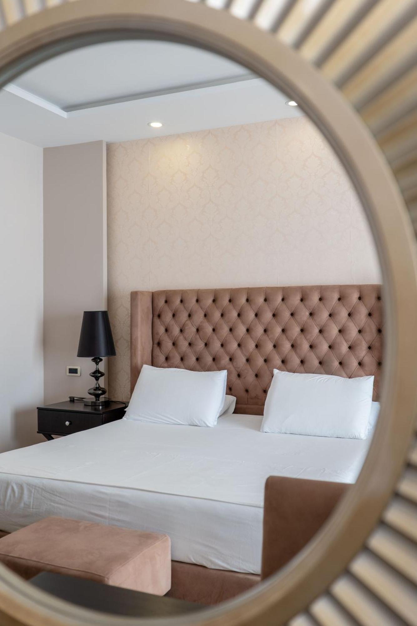 Hotel Sejko Sarandë Exterior foto