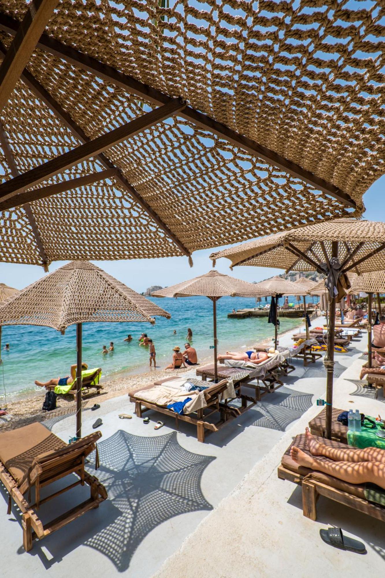 Hotel Sejko Sarandë Exterior foto